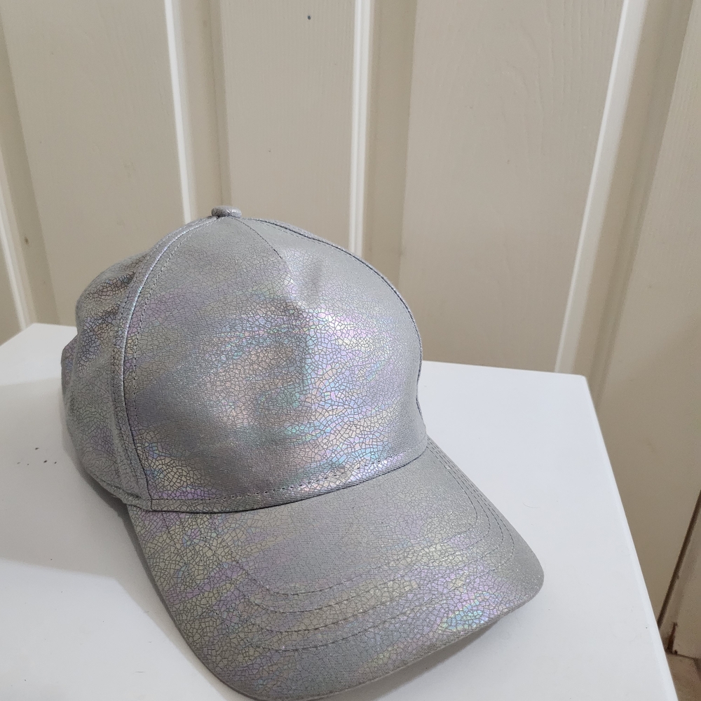Iridescent Silver Cap